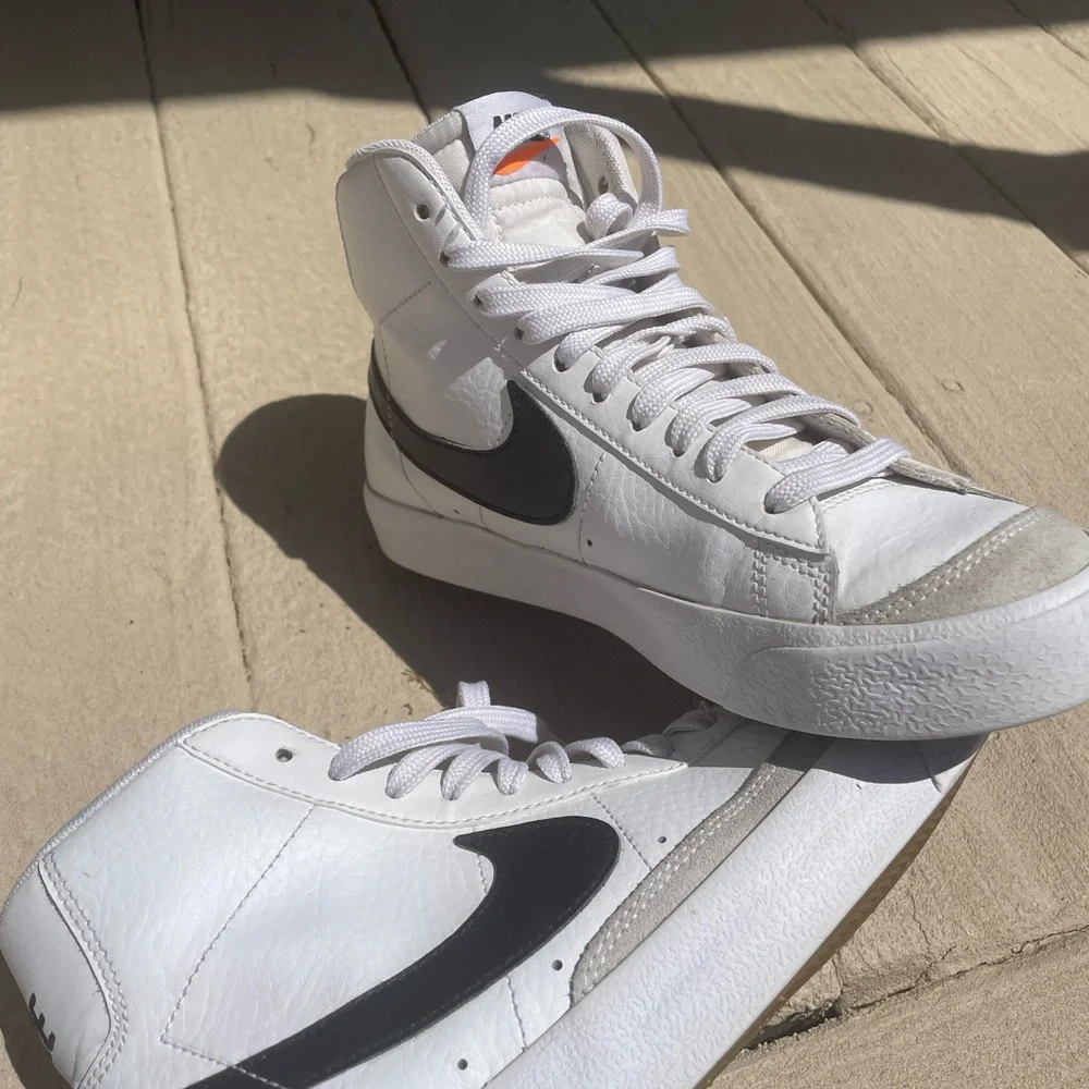 Nike high tops youth 5.5 - Picture 3 of 8